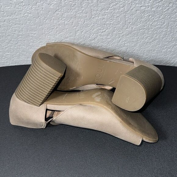 SOUL NATURALIZER BEIGE/TAN OPEN TOE. SIZE 6.5 - Picture 9 of 9